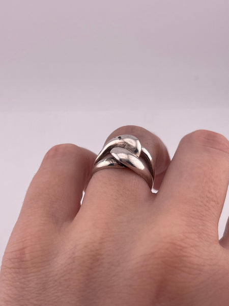 size 6.5 sterling silver stoneless entwined ring