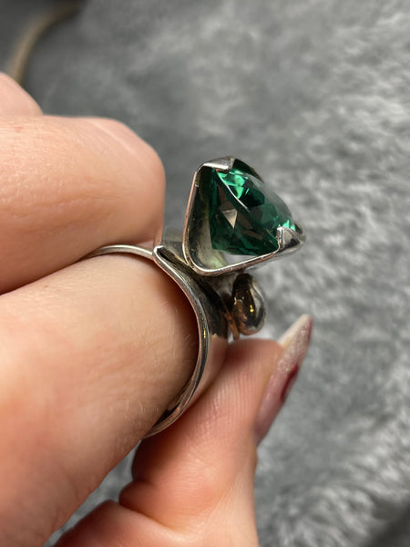 size 9-11 adjustable sterling silver faceted green gemstone ring