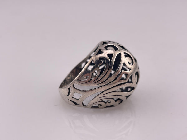 size 10.75 sterling silver stoneless cut-out design ring