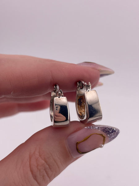 sterling silver u-shape hoop earrings