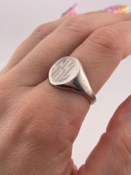 size 10.75 sterling silver 'SSL' initials ring
