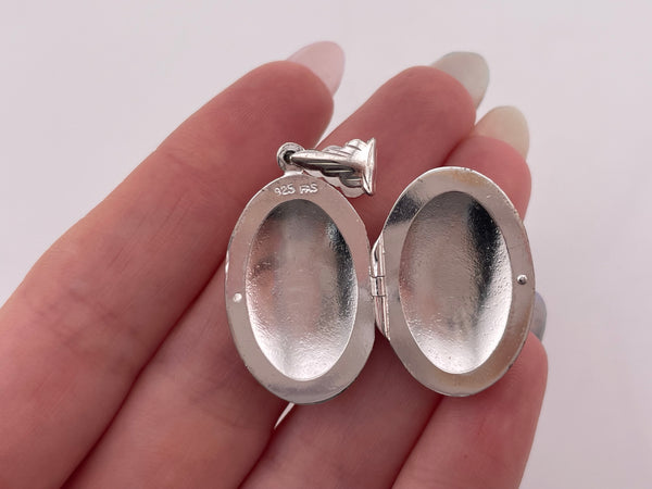 sterling silver rhodium plated oval etched locket pendant ***AS IS***