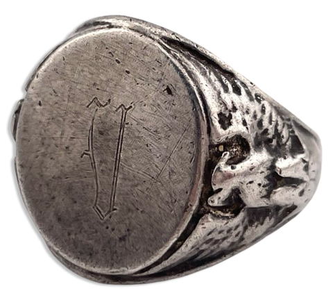 size 8.75 sterling silver eagle 'V' initial signet ring