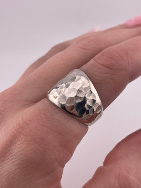 size 8.5 sterling silver chunky heavy stoneless hammered ring