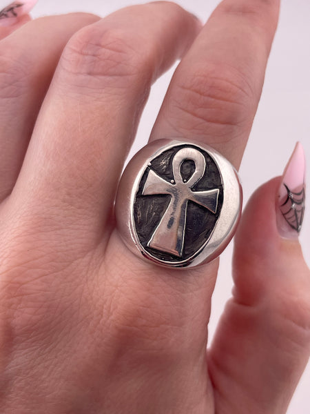 size 9.75 sterling silver stoneless ankh ring