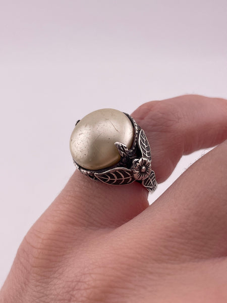 size 4.25 sterling silver faux pearl leaf flower ring ***AS IS***