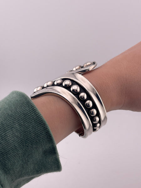 sterling silver stoneless Mexican dome ball design bypass clamper bracelet