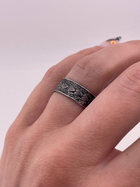 size 6.75 sterling silver heart band ring