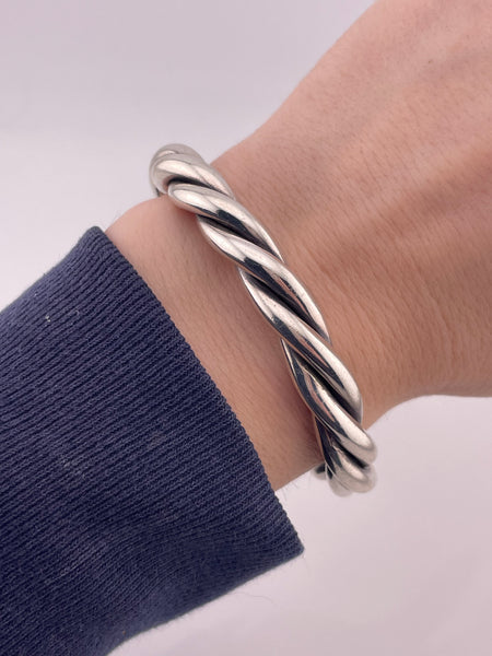 sterling silver Silpada heavy stoneless twist cuff bracelet