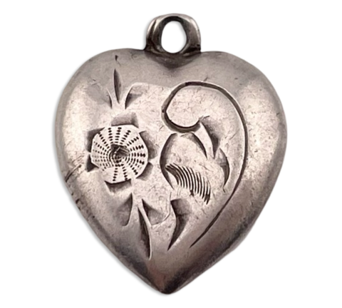 sterling silver etched flower heart pendant ***AS IS***