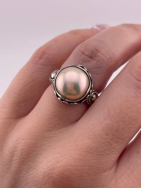 size 6 sterling silver pearl dot design ring