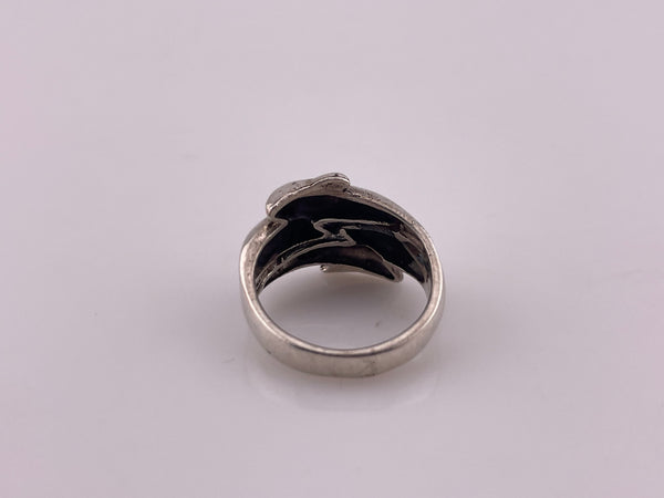 size 6 sterling silver dolphins ring