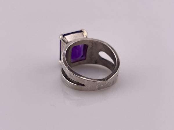 size 8 sterling silver faceted rectangle amethyst ring