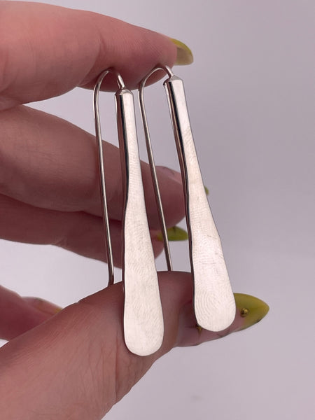 sterling silver stoneless long hammered paddle dangle earrings