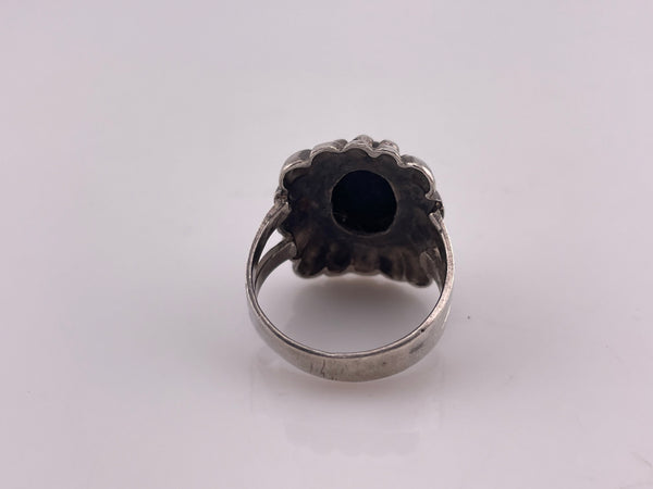 size 8.5 sterling silver synthetic onyx ring