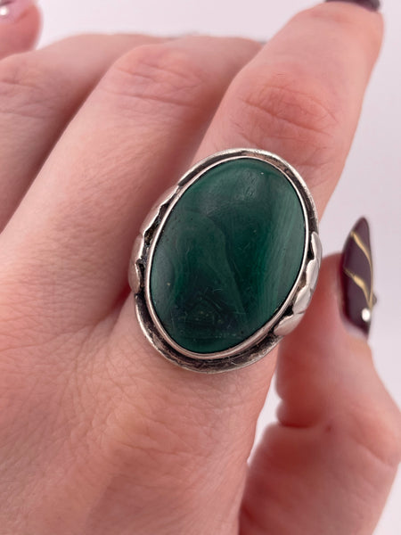 size 8 sterling silver malachite ring