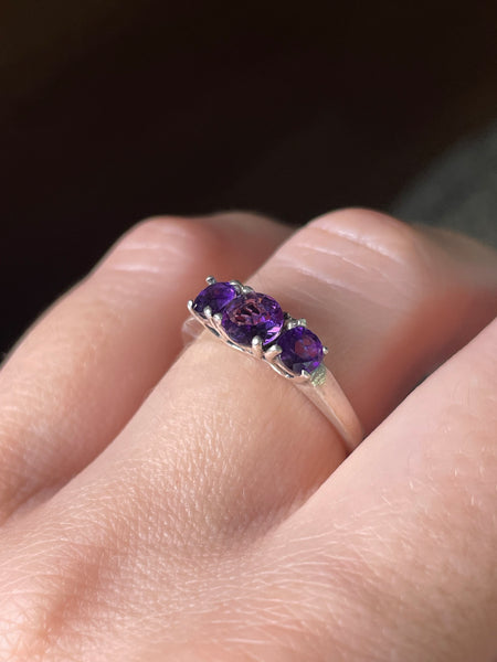 size 6.75 sterling silver triple faceted amethyst ring