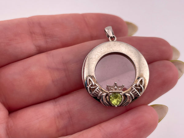 sterling silver faceted peridot Claddagh picture holder pendant