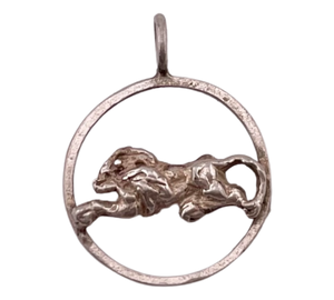 sterling silver lightweight lion pendant