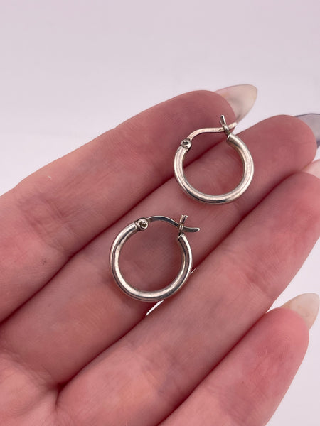sterling silver small hoop earrings