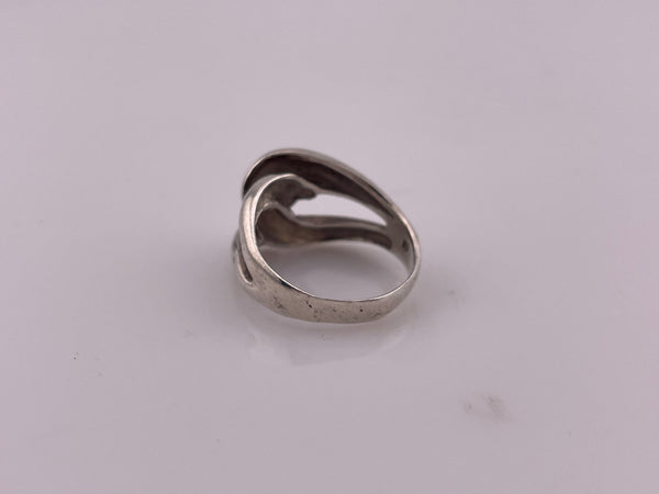 size 6.5 sterling silver stoneless entwined ring