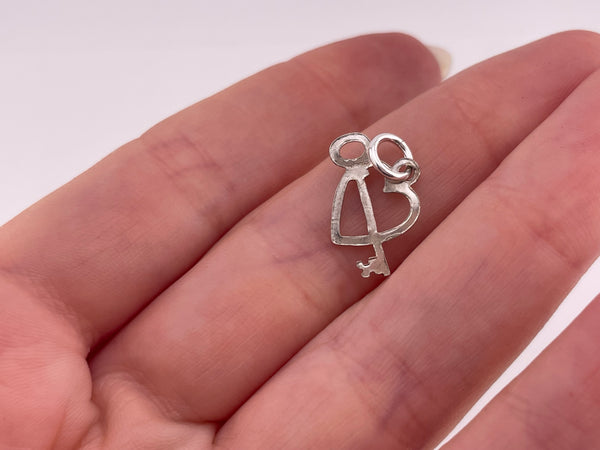sterling silver dainty heart key pendant