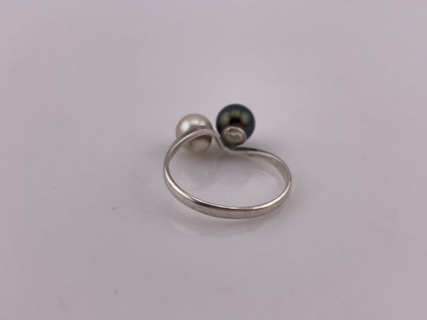 size 7.75 sterling silver pearl ring