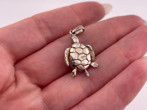 sterling silver articulated sea turtle pendant
