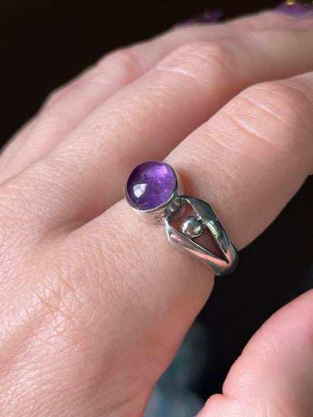 size 8.75 sterling silver circle amethyst ring