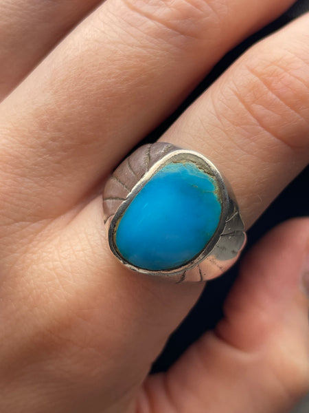 size 9 sterling silver turquoise ring