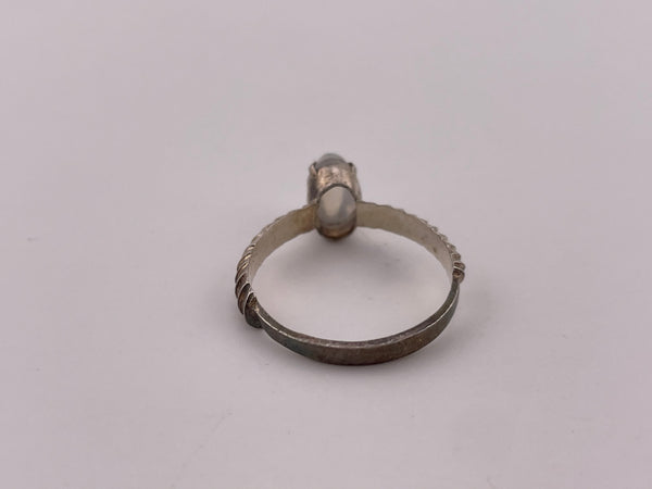 sterling silver NOS moonstone ring