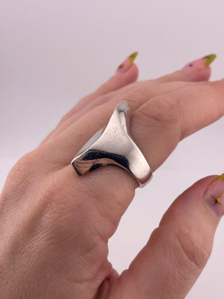 size 8.75 sterling silver Mexican chunky heavy stoneless ring