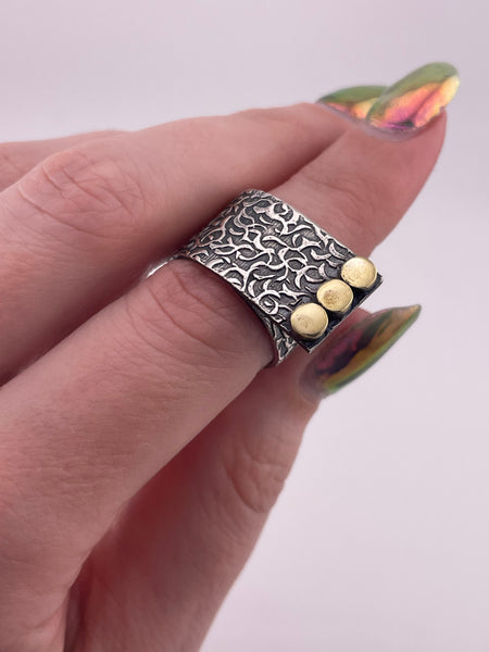 size 6.75 sterling silver & brass plating textured ring
