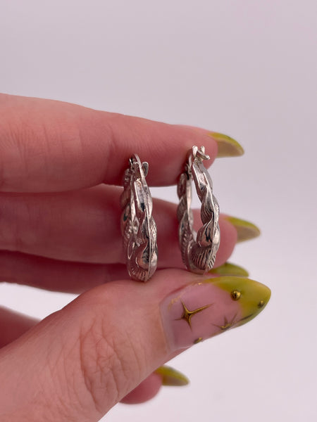 rhodium plated sterling silver textured lined puffy hoop earrings