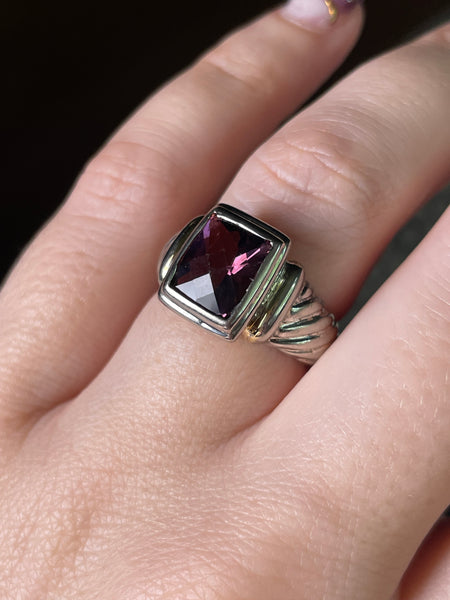 size 6.75 sterling silver & gold wash detailing faceted purple glass rectangle ring