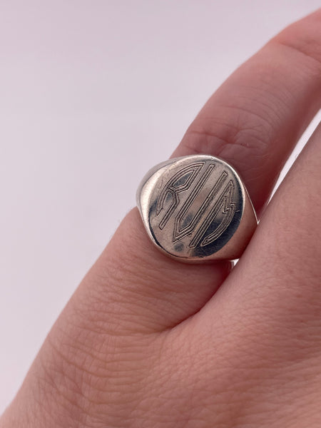 size 4 sterling silver RVM initials ring
