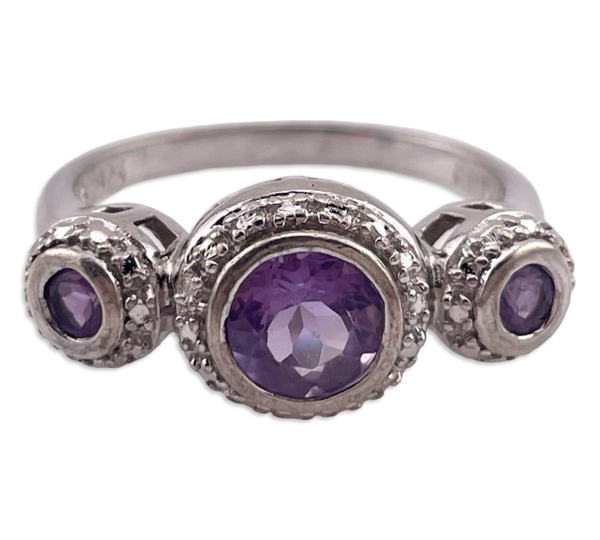 size 9 sterling silver faceted three stone amethyst ring