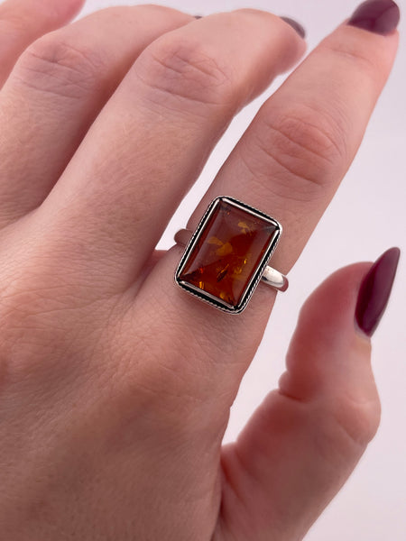 size 8 sterling silver rectangle shaped amber ring