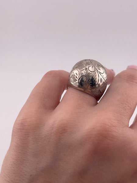 size 6 sterling silver stoneless etched dome ring