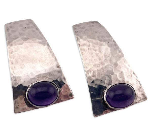 sterling silver curved hammered design amethyst post earrings