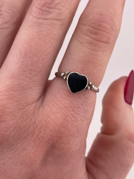 size 7.25 sterling silver black resin heart ring
