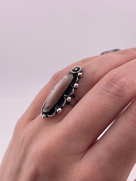 size 6 sterling silver mother of pearl flower ring