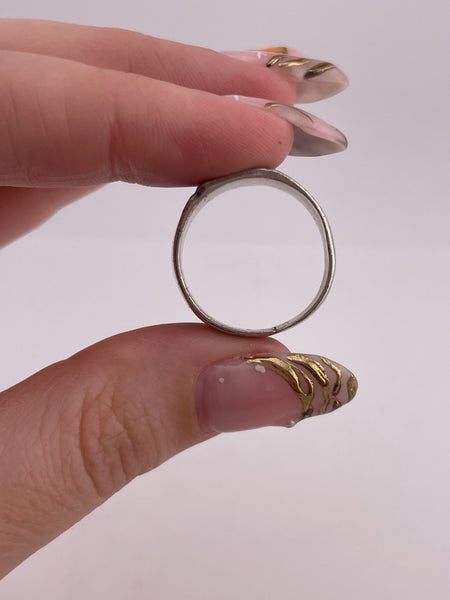 size 8.5 sterling silver band ring