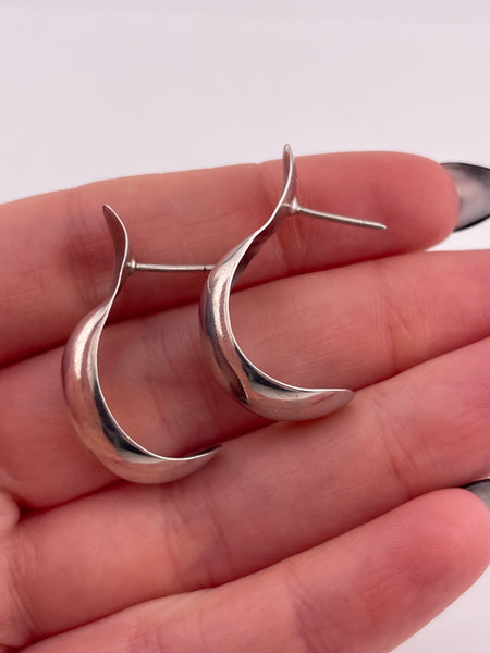 sterling silver stoneless J shaped post earrings