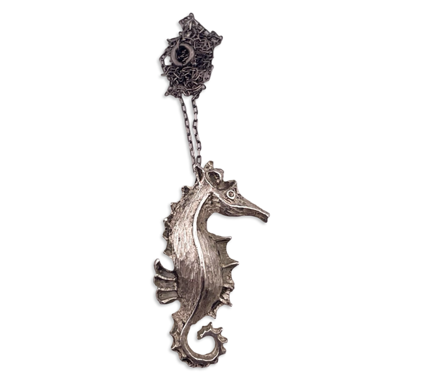sterling silver seahorse pendant necklace