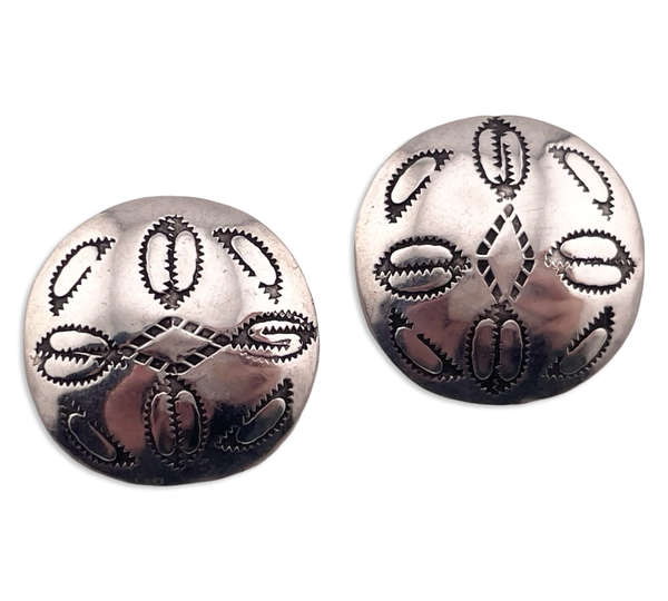 sterling silver stoneless round stamped post earrings