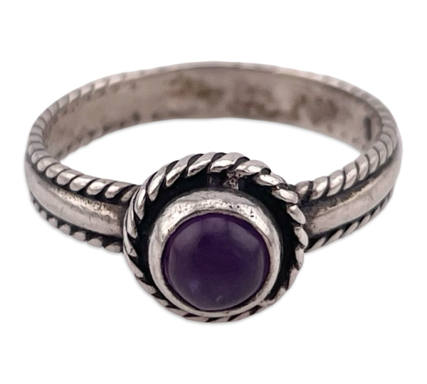 size 8 sterling silver amethyst ring