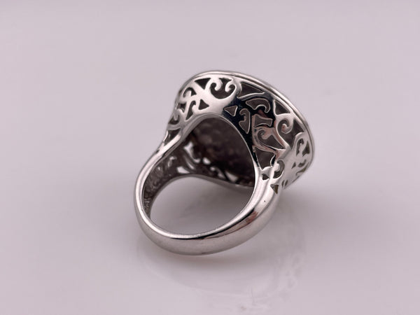 size 8.25 rhodium plated sterling silver chunky stoneless hammered circle scroll cut-out ring