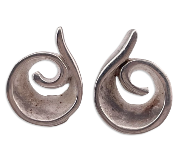 sterling silver small stoneless swirl post earrings