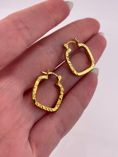 sterling silver gold plated diamond cut design square hoop earrings